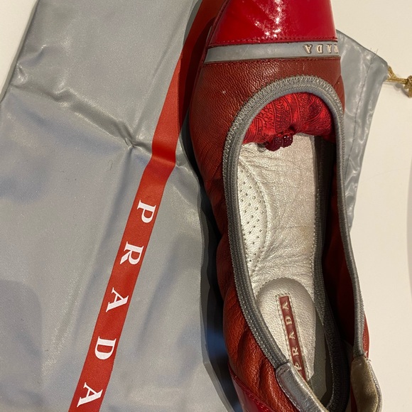 Red Prada Ballet flats - Picture 4 of 4